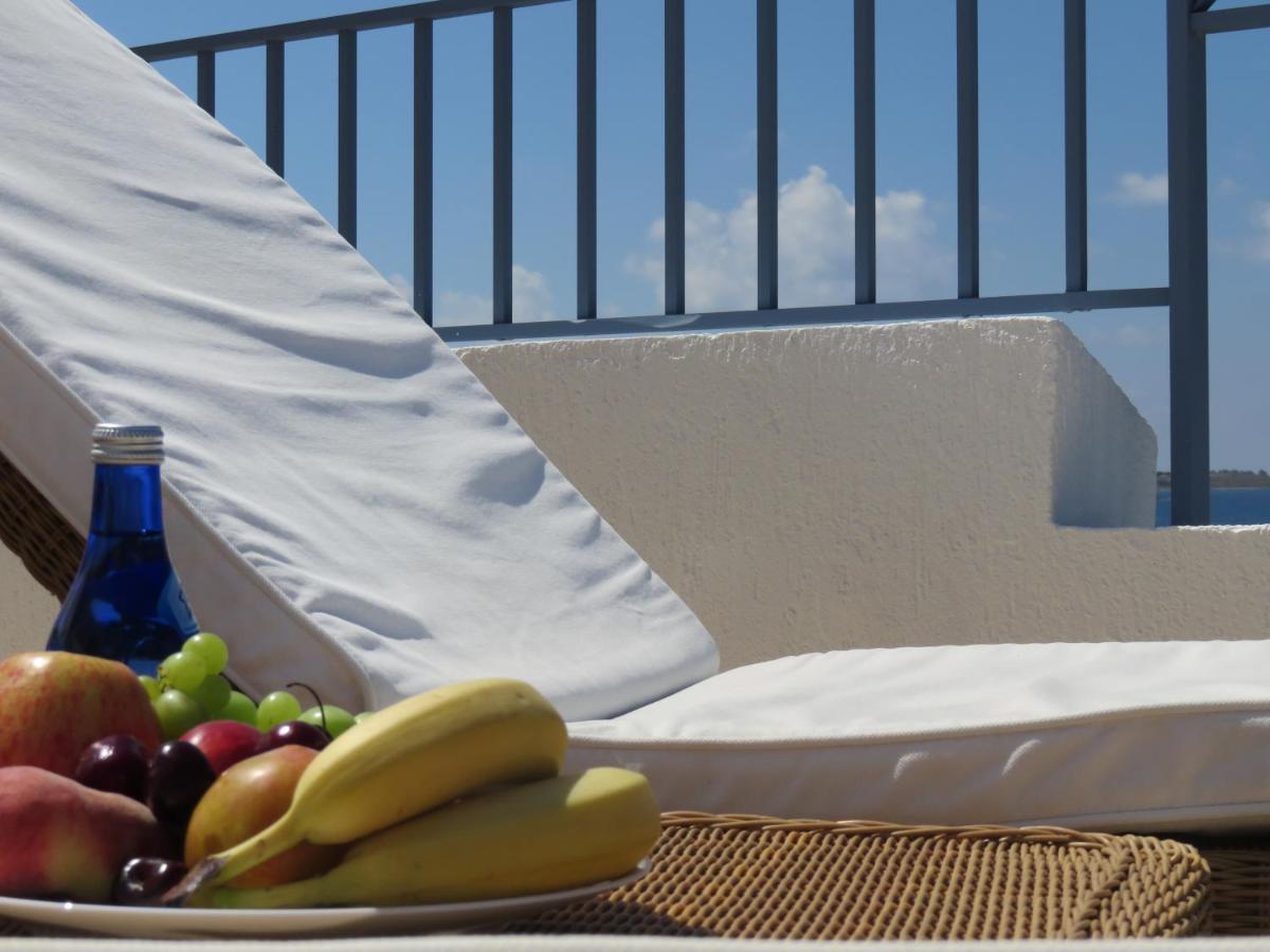 Sunny Limnaria Gardens 2 Bedroom Apartment Paphos Exterior foto
